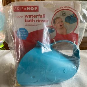 Skip and Hop Water Fall Baby Bath Rinse